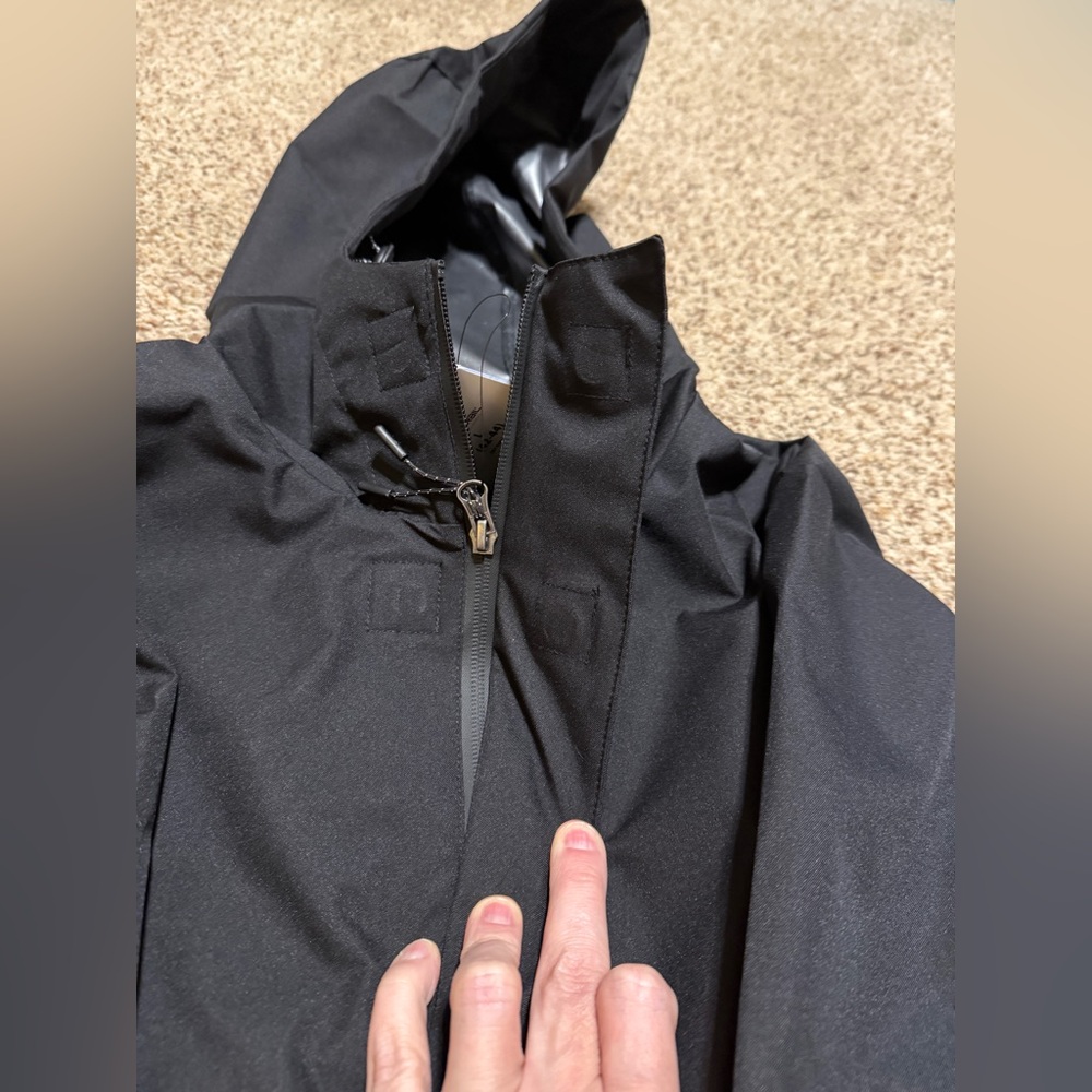 Ozark Trail Hooded Rain Jacket Black Water Wind Resistant Mens Size L NWT - Picture 9 of 10